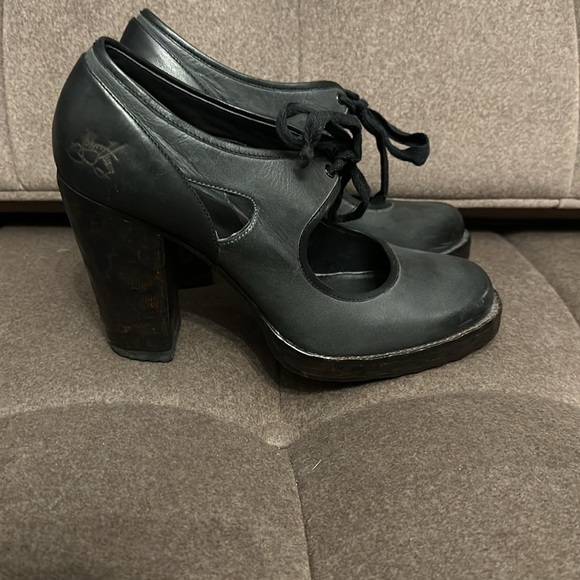 John Fluevog charcoal high heels. Gently worn three or so times. - Picture 2 of 8
